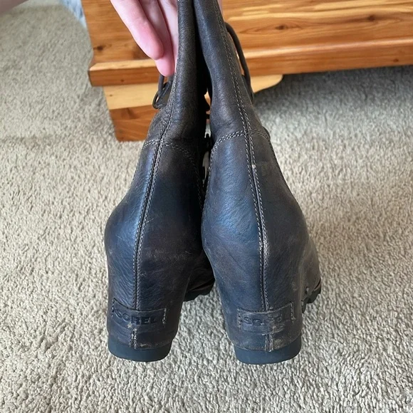 SOREL Joan Of Arctic Wedge Boot W’s 9 Leather Lug Sole NL1987-028 Dark Grey - Picture 8 of 15
